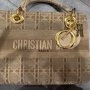 Reposhing this CD bag